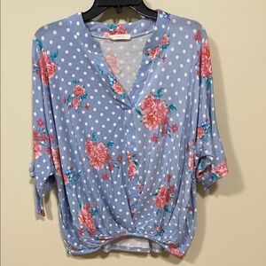 Entro short sleeve top small